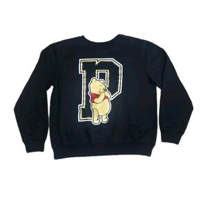 Disney Winnie The Pooh Size XL Large Pooh And Large Letter "P" Black Sweatshirt